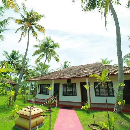 Regant Lake Village, Kollam. Chavara Εξωτερικό φωτογραφία