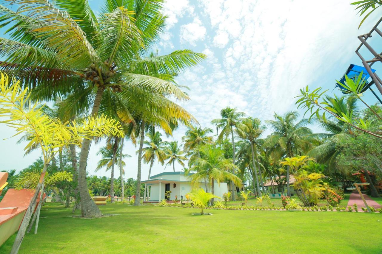 Regant Lake Village, Kollam. Chavara Εξωτερικό φωτογραφία