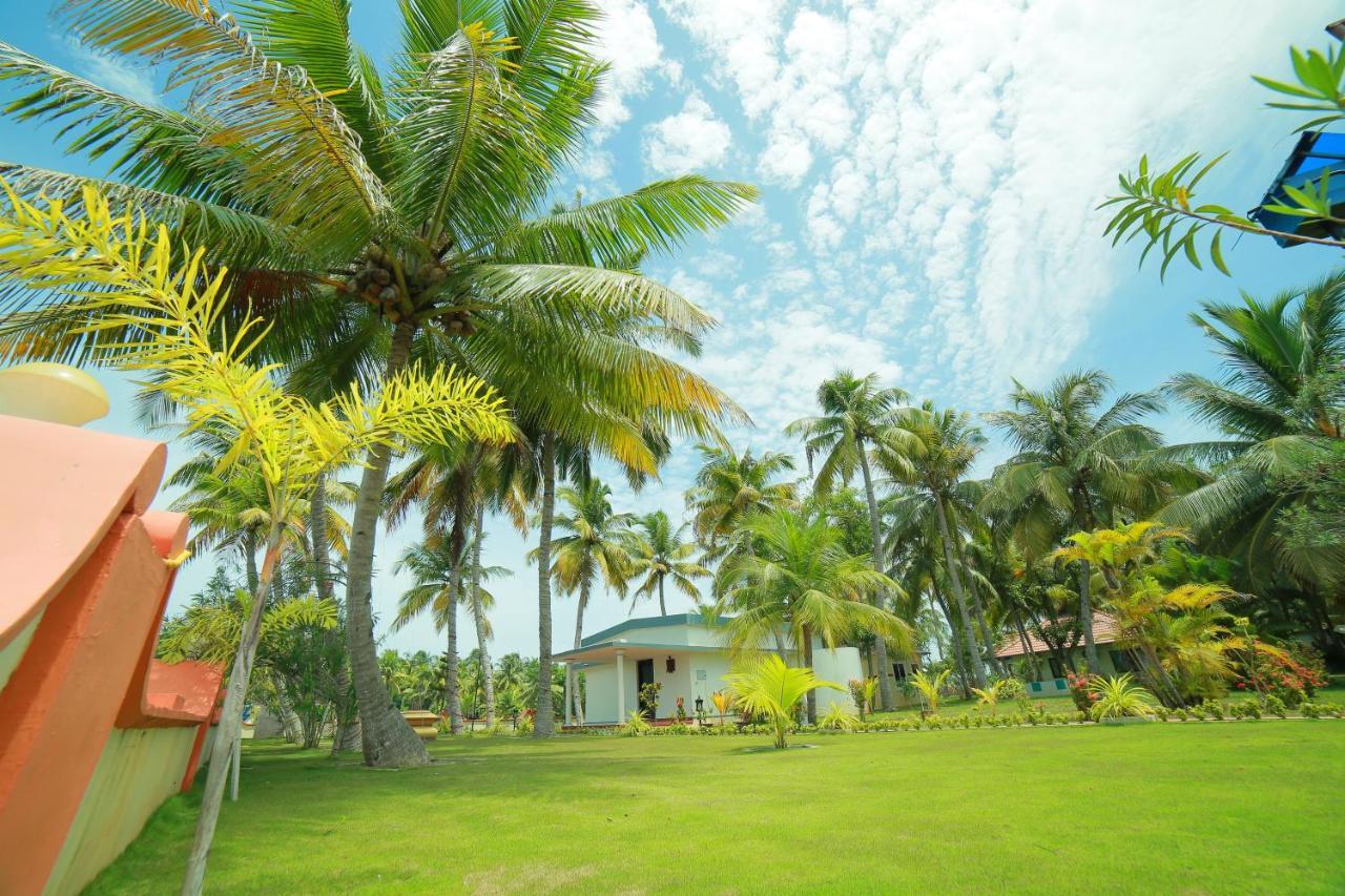 Regant Lake Village, Kollam. Chavara Εξωτερικό φωτογραφία