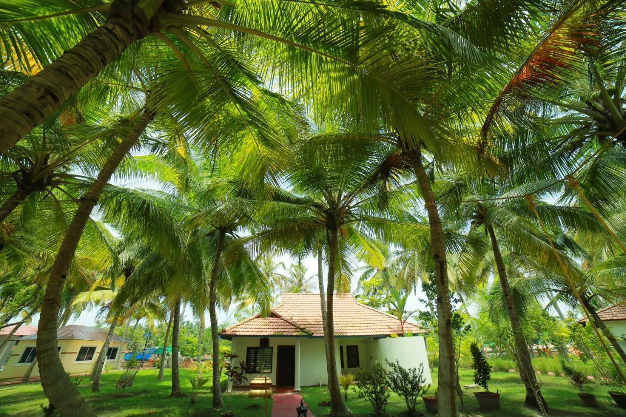 Regant Lake Village, Kollam. Chavara Εξωτερικό φωτογραφία